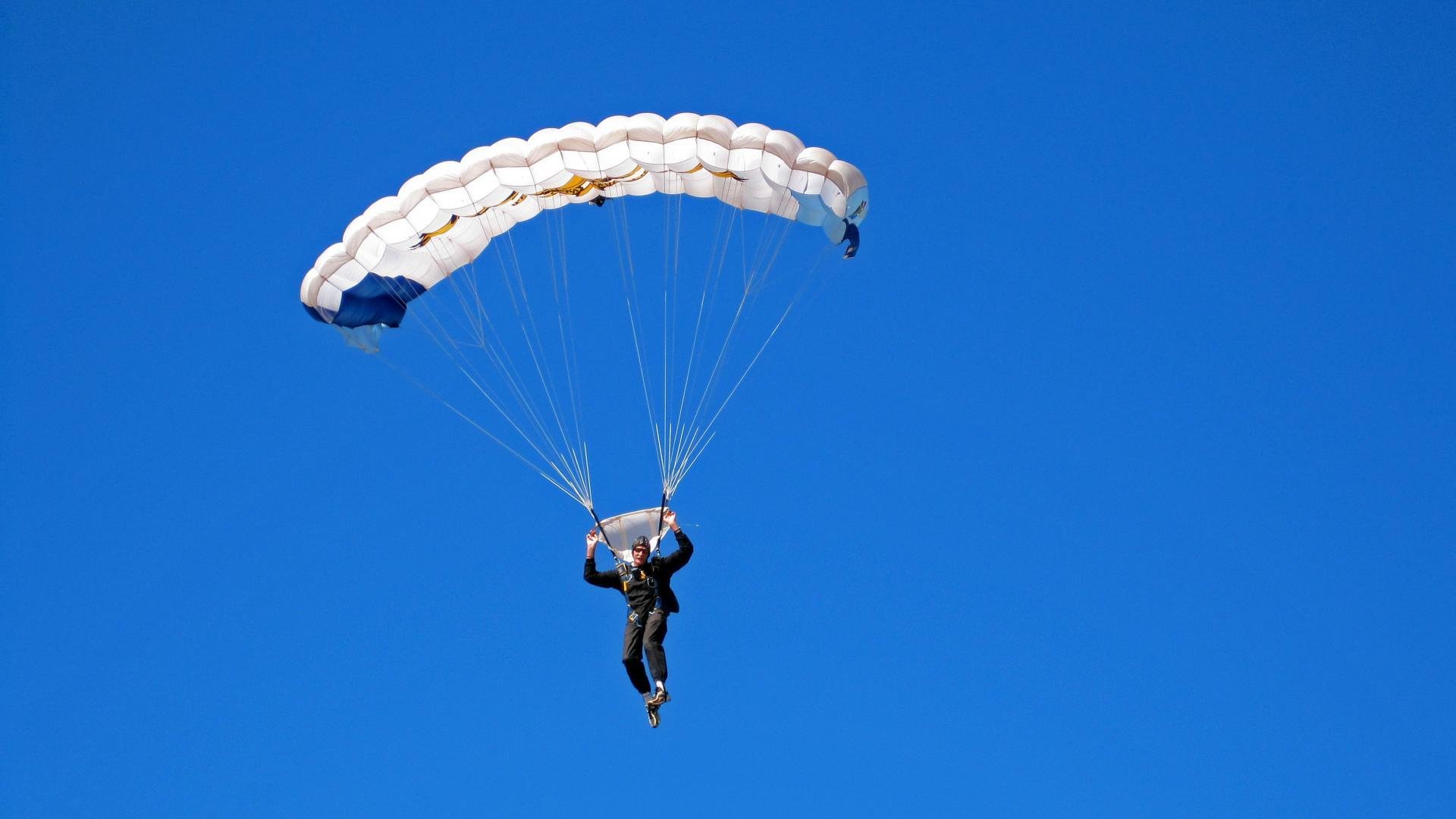 _赤脚挑战赛：不同凡响的创新运动体验_，赤脚综艺